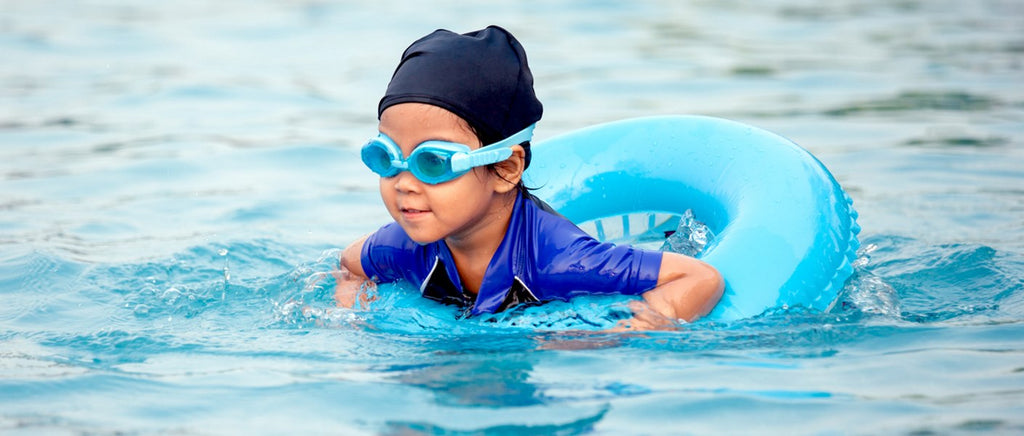Protect your baby’s eczema from irritation at the swimming pool