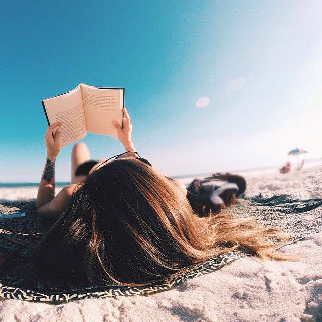 10 Best Beach Reads For Your Summer Vacation