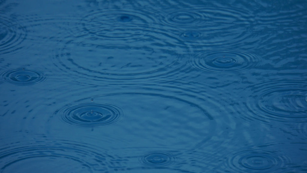 Can you swim while it’s raining?