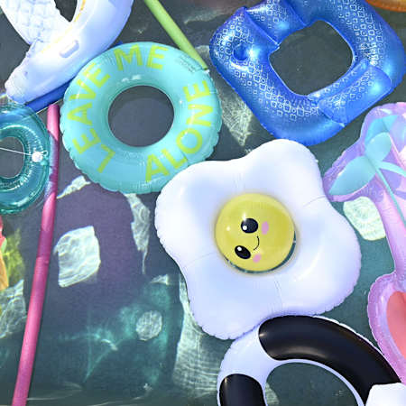 Smiley Emoticon Ball & Ring Float 2pc Set
