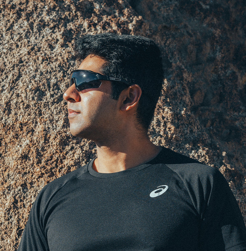 Fly at Night (Photochromatic Lens)