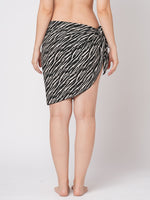Monochrome Pareo