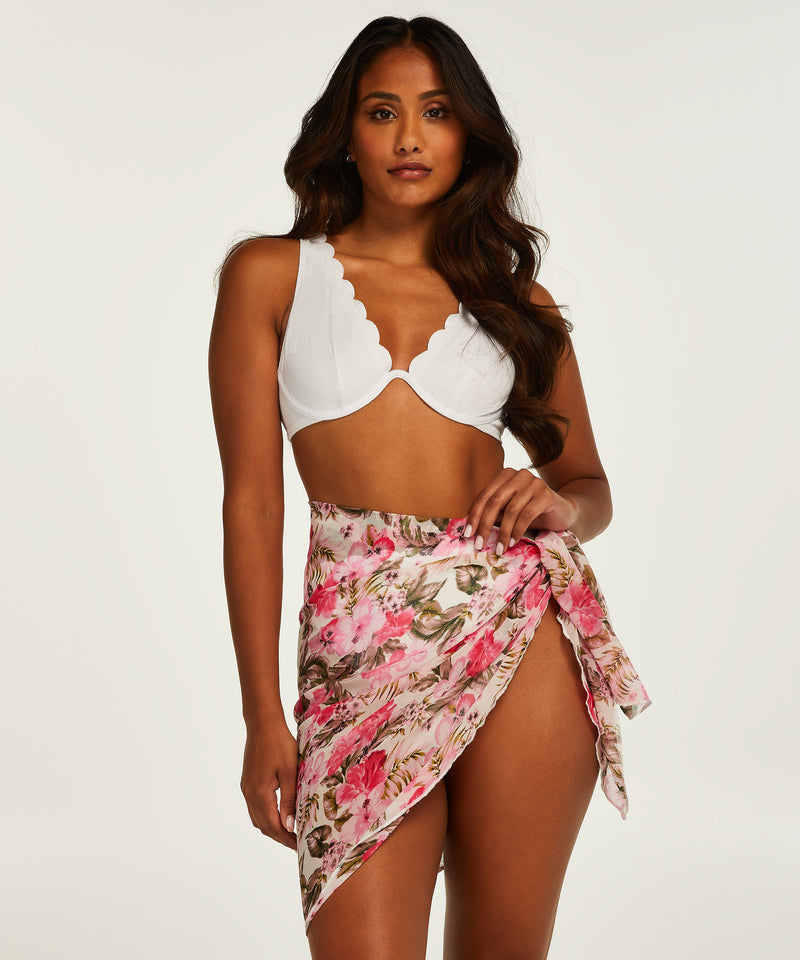 shop sarongs online india the beach company beach fashion what to wear to a beach wedding